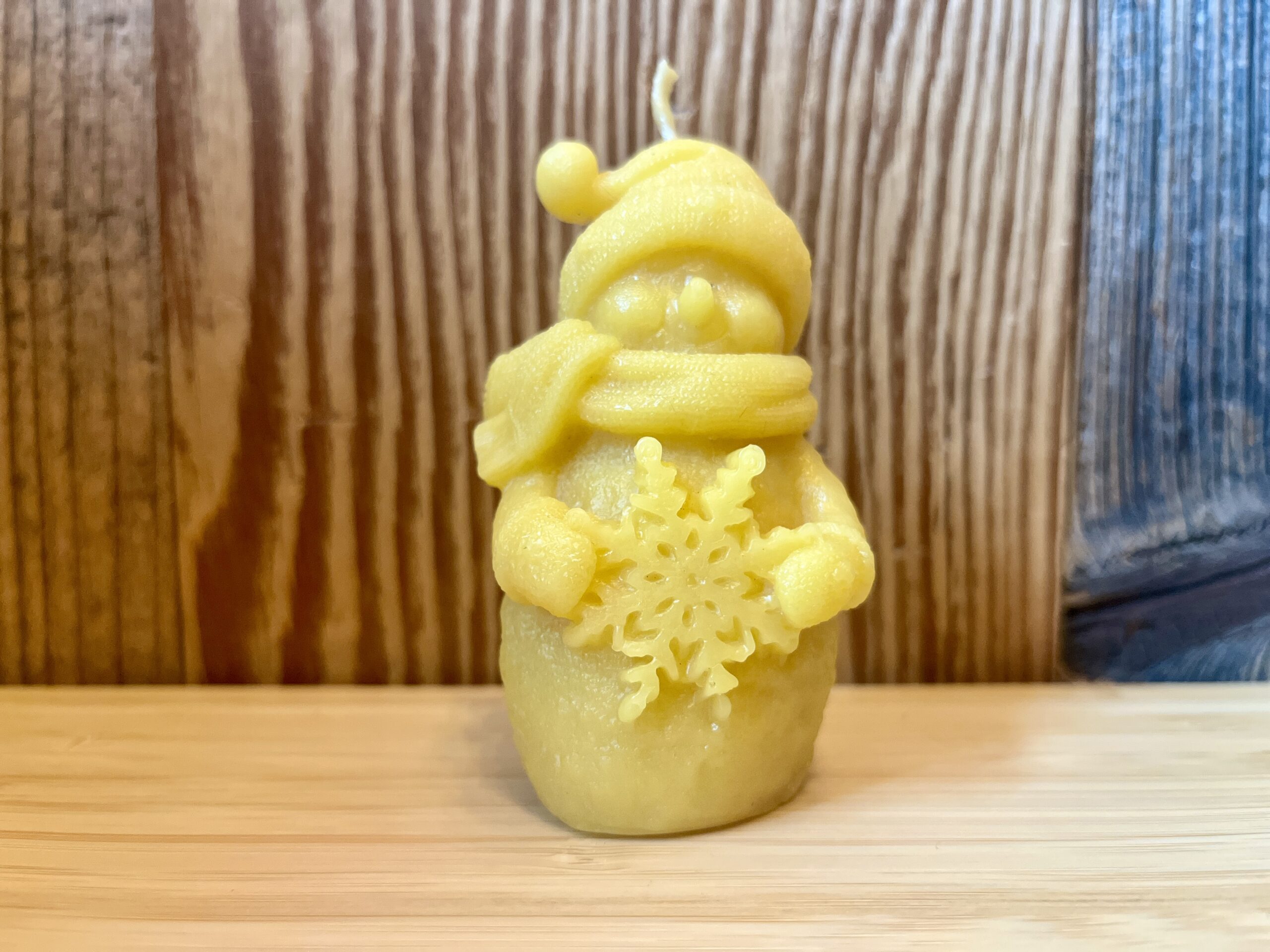 Bienenwachskerze Schneemann mit Flocke